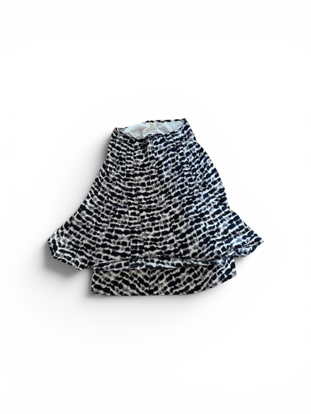 Black & White Patterned Maxi Skirt with Flared Hem